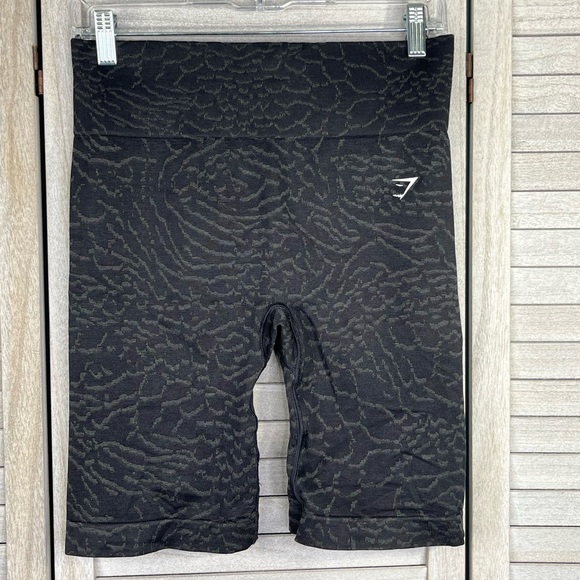 GYMSHARK Adapt Animal Seamless Cycling
Shorts Black/Gray-Large - Picture 1 of 3